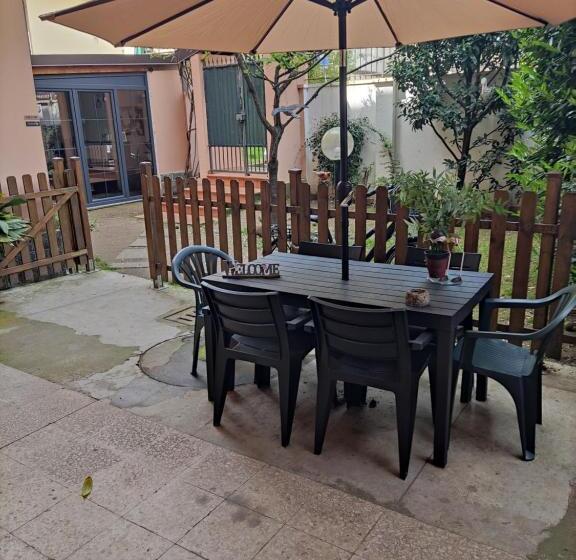 بنسيون Hostal D Annunzio House