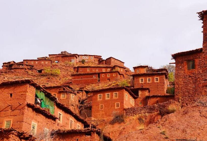 پانسیون Dar Megdaz