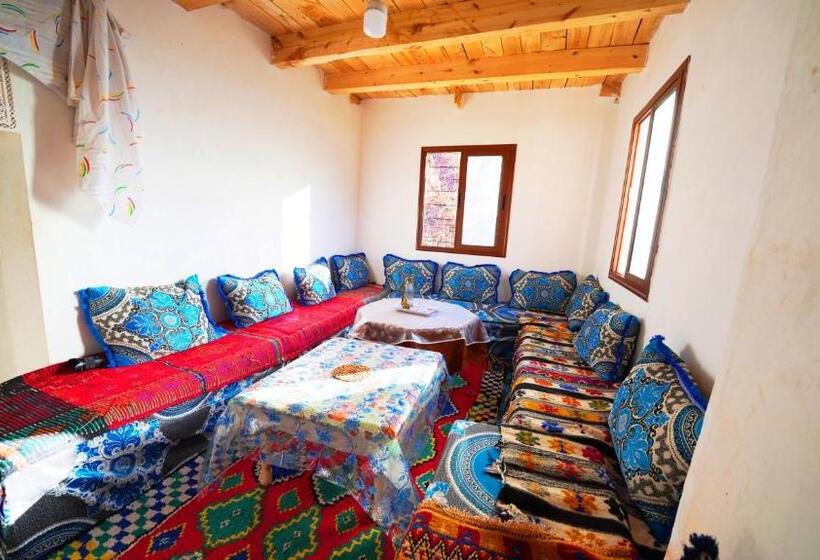 پانسیون Dar Megdaz