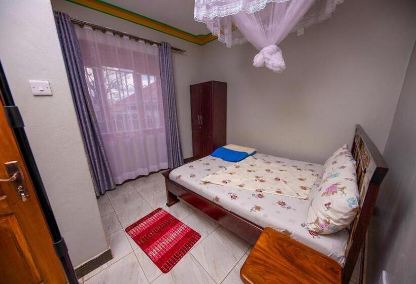 پانسیون De Guest Cave