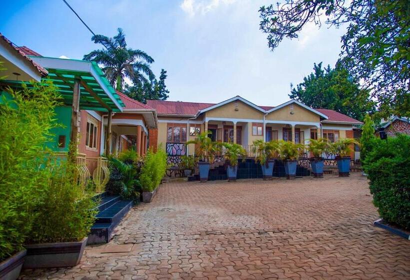 پانسیون De Guest Cave