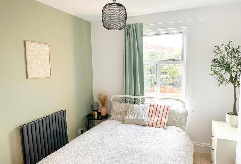 پانسیون Fosse Luxurys