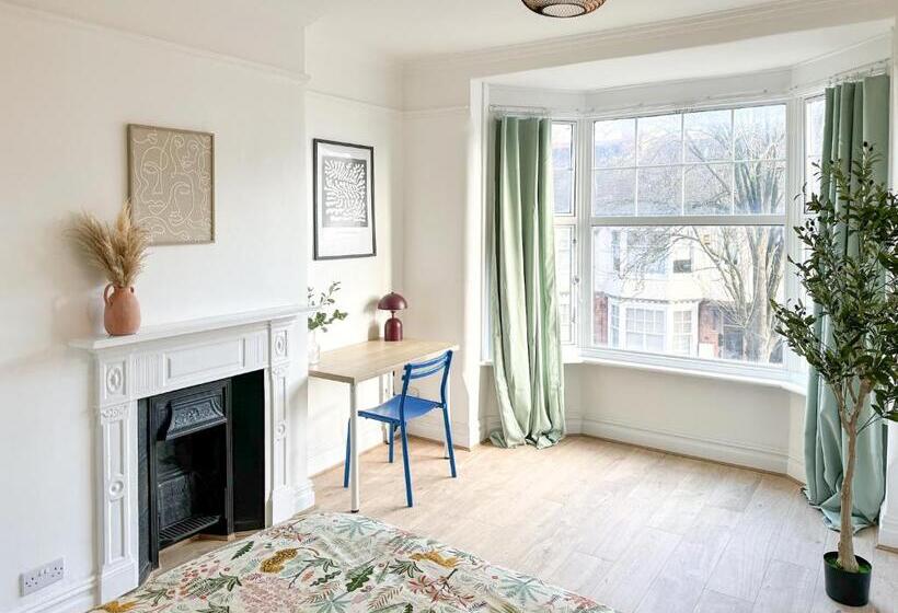 ペンション Fosse Luxurys