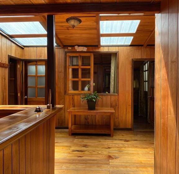 بنسيون Guayabo Hostal Mindo