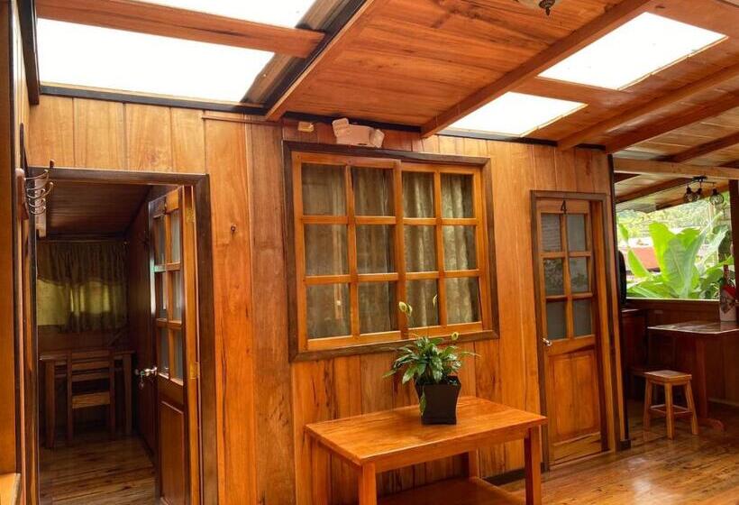 پانسیون Guayabo Hostal Mindo