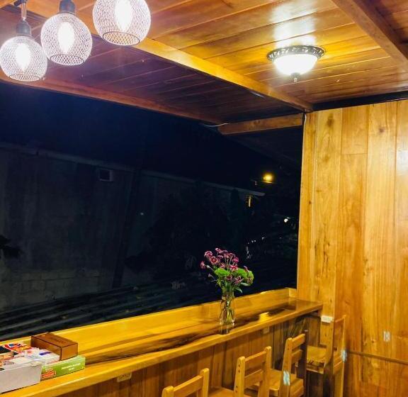 پانسیون Guayabo Hostal Mindo