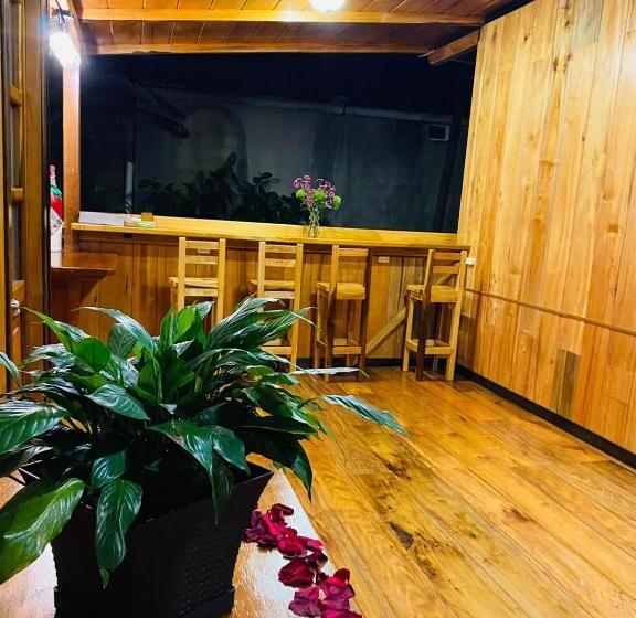 بنسيون Guayabo Hostal Mindo