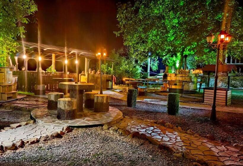 پانسیون Complex Arbanashki Style Panoramic View With Summer And Winter Terrace, Sauna, Children S And Adult