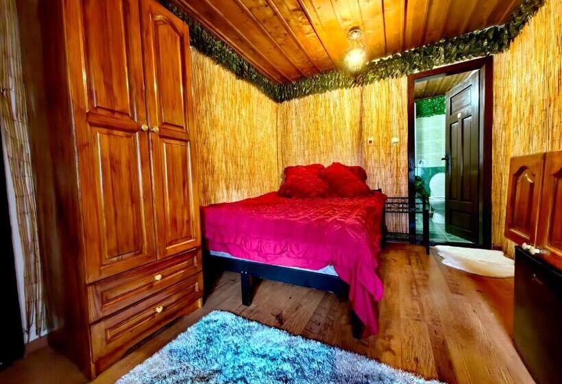 פנסיון Complex Arbanashki Style Panoramic View With Summer And Winter Terrace, Sauna, Children S And Adult