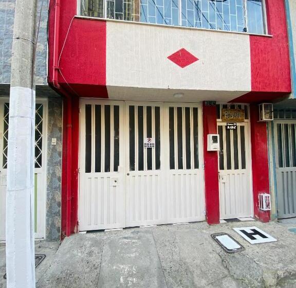 פנסיון Hostel Bogotá Kings