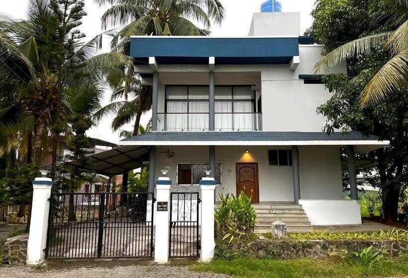 פנסיון Kiana Stays