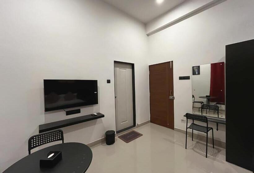 פנסיון Kiana Stays