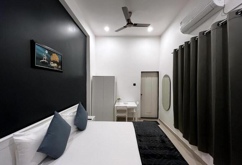 פנסיון Kiana Stays