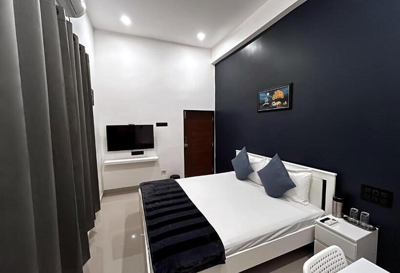 פנסיון Kiana Stays