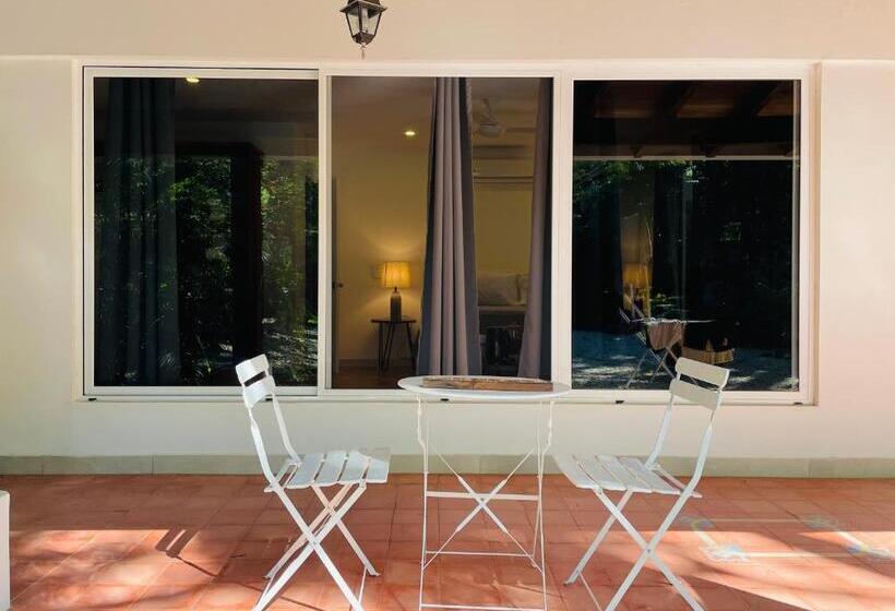 ペンション Lodge Playa Negra