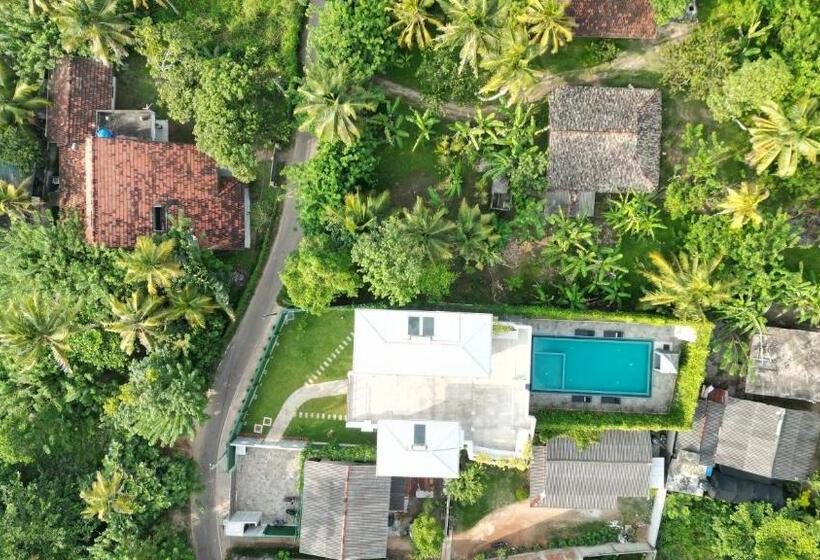 Пансион Losu Polhena