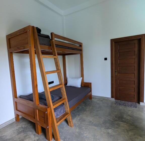 Пансион Losu Polhena