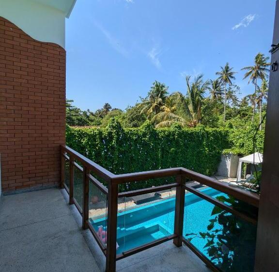 Пансион Losu Polhena