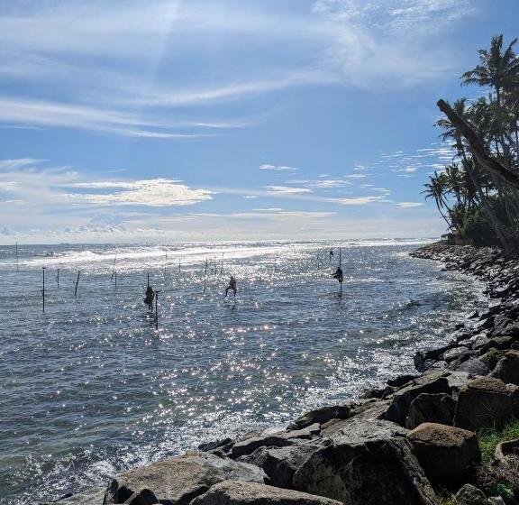 Пансион Losu Polhena
