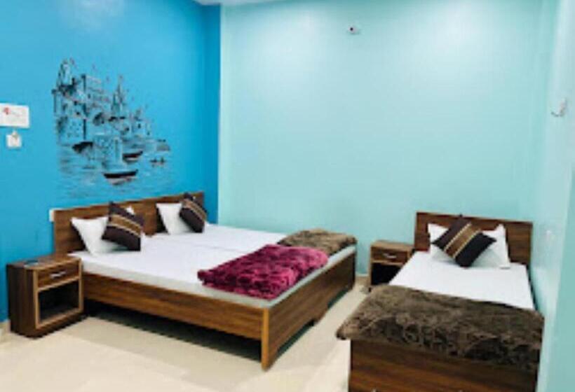 بنسيون Lotus Paying Guesthouse Varanasi