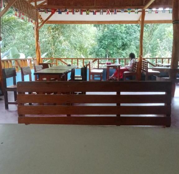 פנסיון Orchid Bugalows