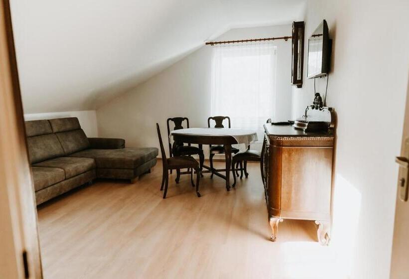 펜션 Penzión Enbra