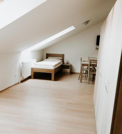 펜션 Penzión Enbra