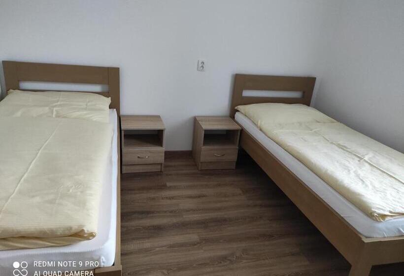 펜션 Penzión Enbra