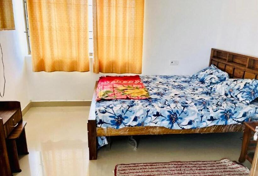 پانسیون Ramkarthik Villa Guest House