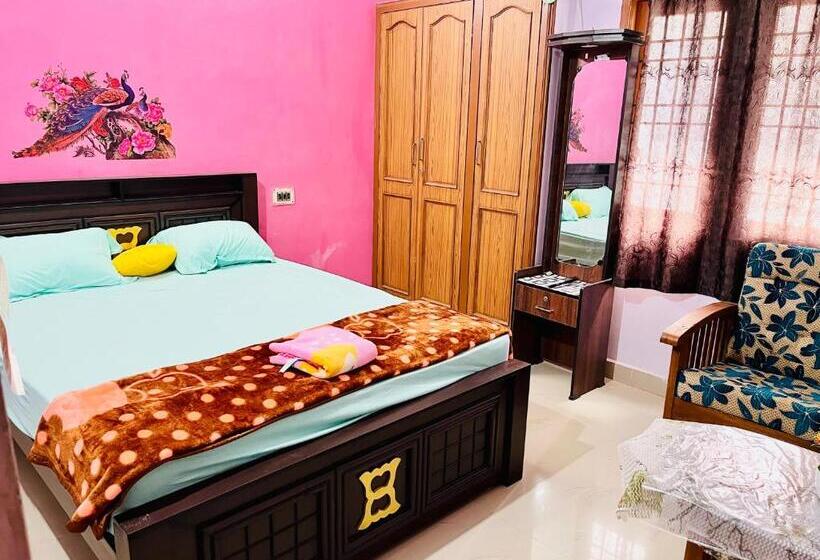 پانسیون Ramkarthik Villa Guest House