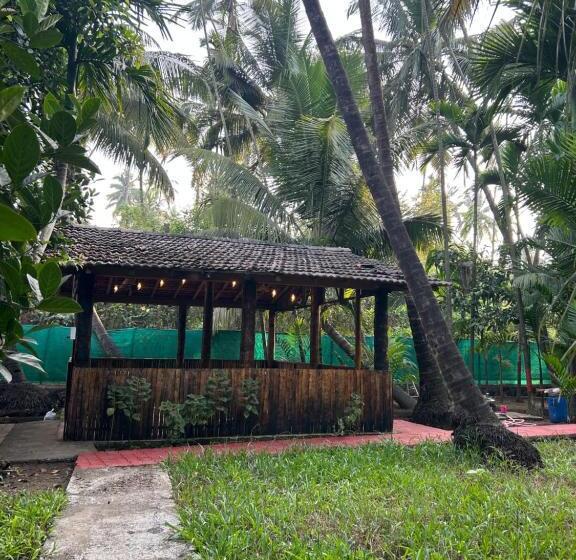 פנסיון Ronny’s Beach Cottage