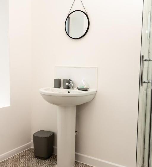 펜션 Suite 5   Stylist Spot In Oldham City Centre