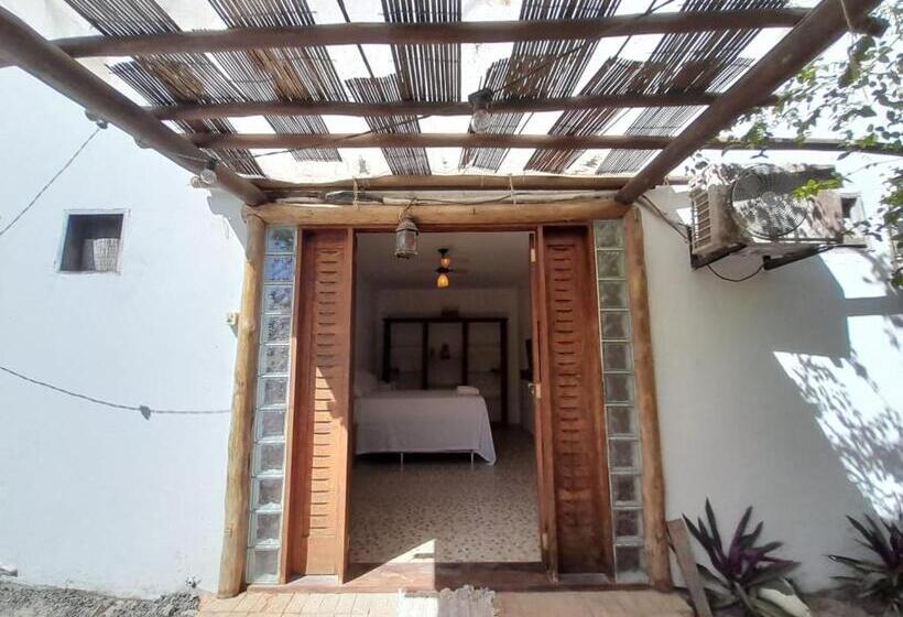 פנסיון Suites Na Vila