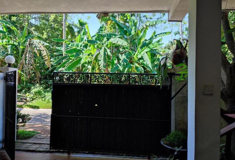 펜션 Summer House   Beach Vibes