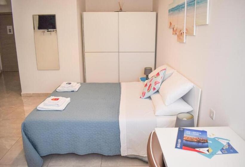 پانسیون Targura Lodging