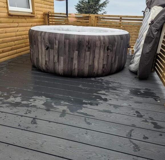 ペンション Tracey’s Hideaway   With Hot Tub & Amazing Views