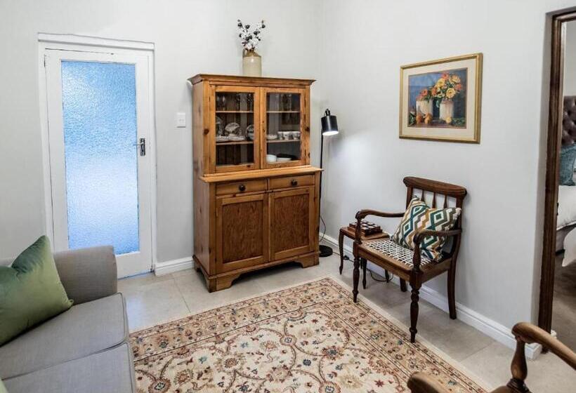 펜션 Vier Seisoene Gastehuis