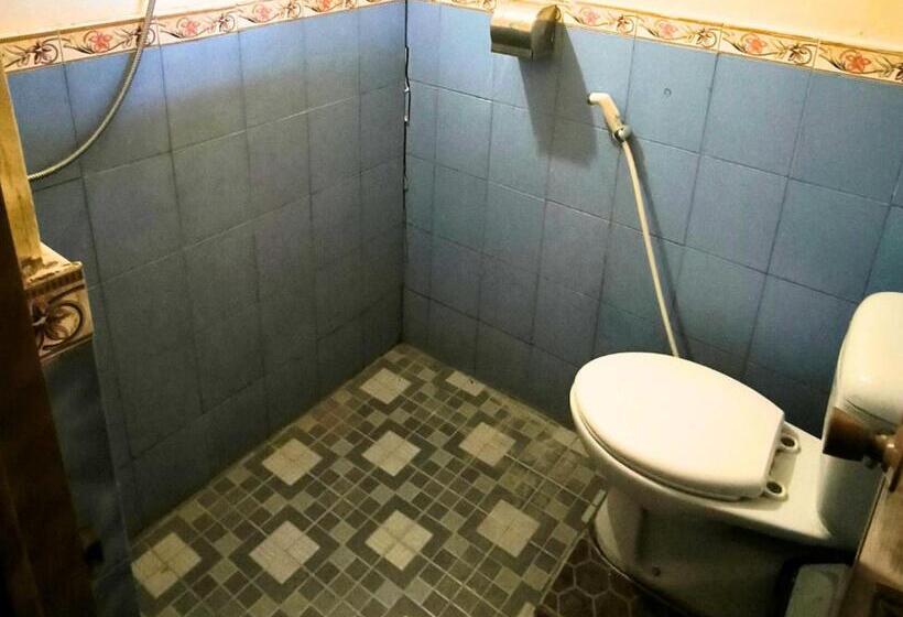 Пансион Villa Setumbu Powered By Cocotel