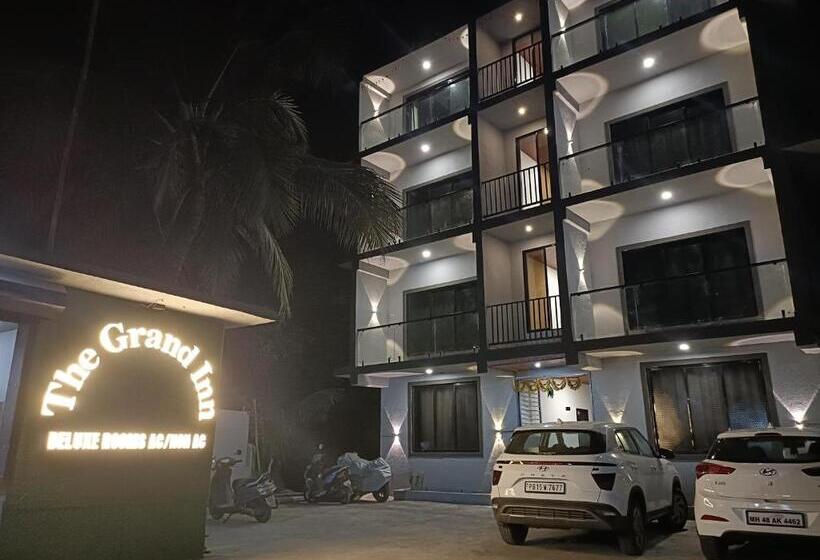 منتجع The Grand Inn