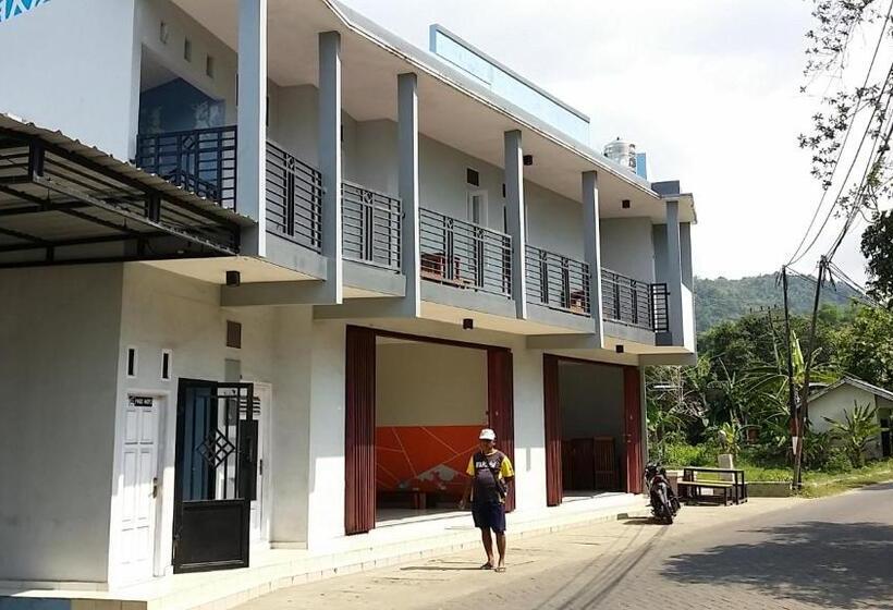 Spot On 93530 Sawang Sana Motel Syariah