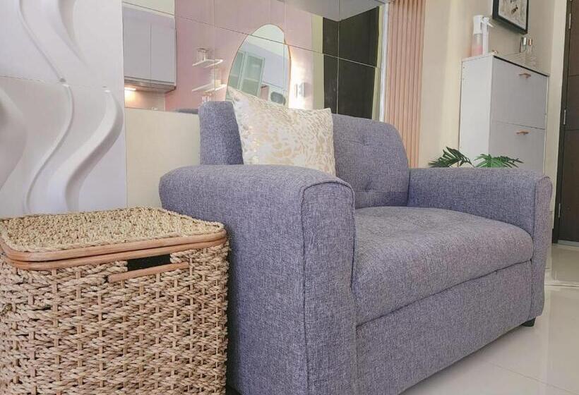 Viceroy Residences Chic Smart Home Wifi Netflix