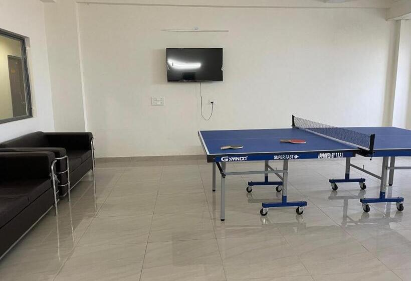 ユースホステル Abuzz Oxfordcaps Cedar Homes