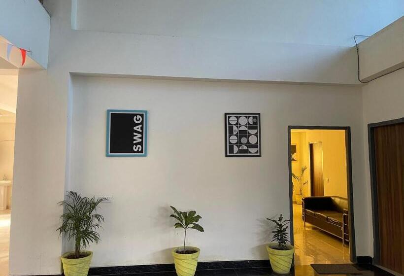 旅馆 Abuzz Oxfordcaps Cedar Homes