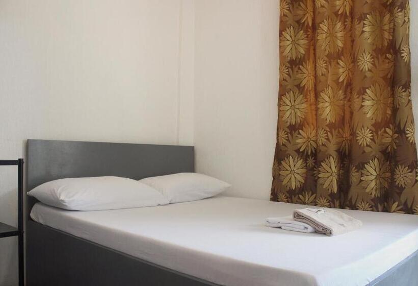 ユースホステル Alicia S Guest House