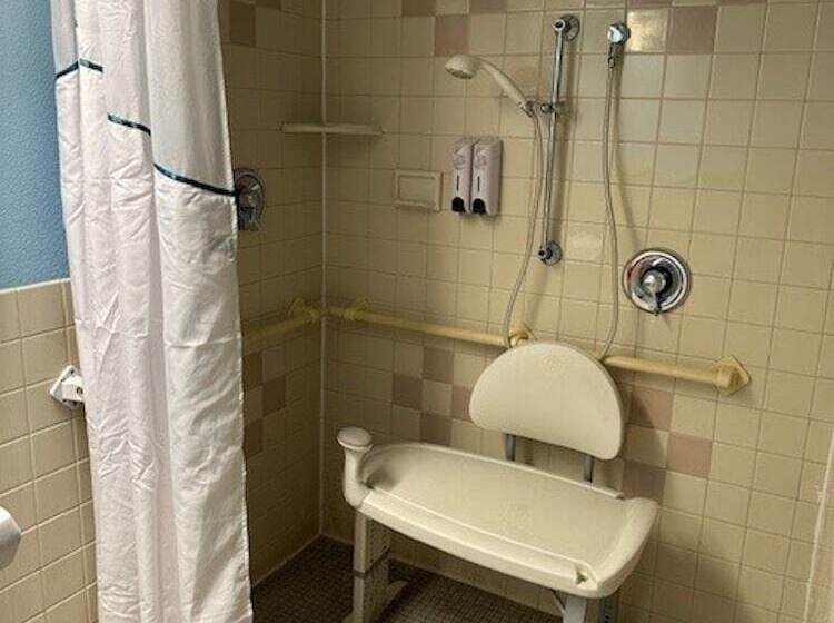 ユースホステル Hometowne Studios By Red Roof Lancaster