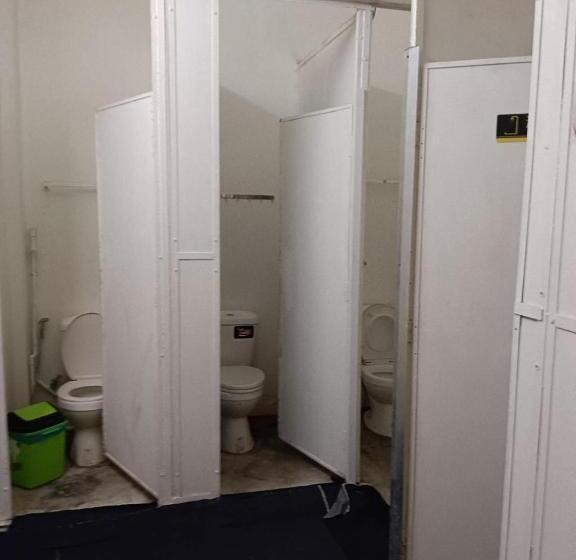 Annie Backpacker Hostel