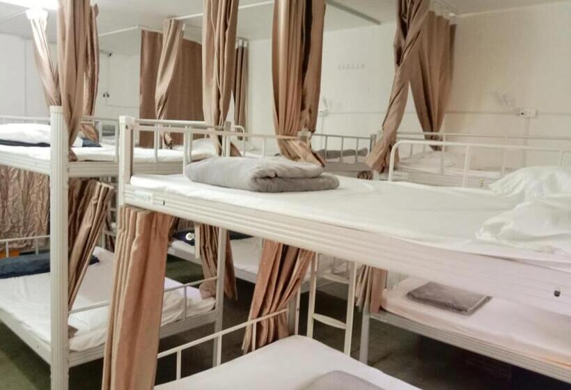 Annie Backpacker Hostel