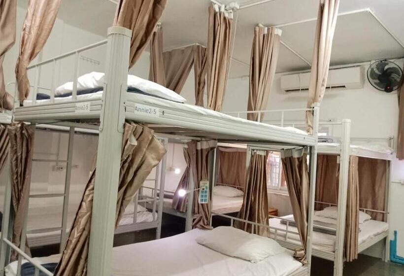 Annie Backpacker Hostel