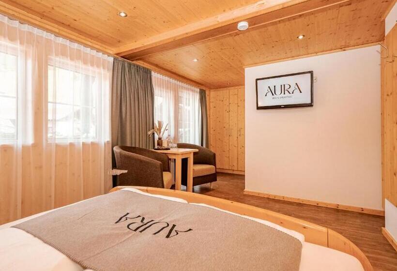Aura Bed & Breakfast