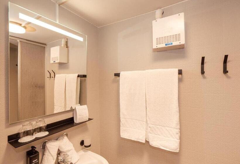 Aura Bed & Breakfast